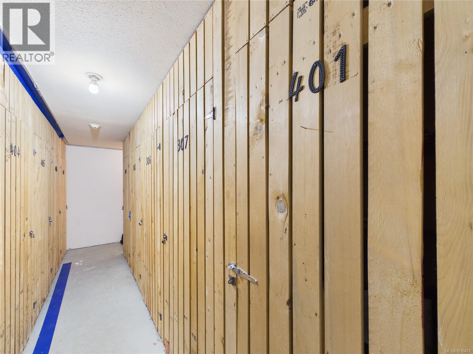 401 1665 Oak Bay Avenue, Victoria