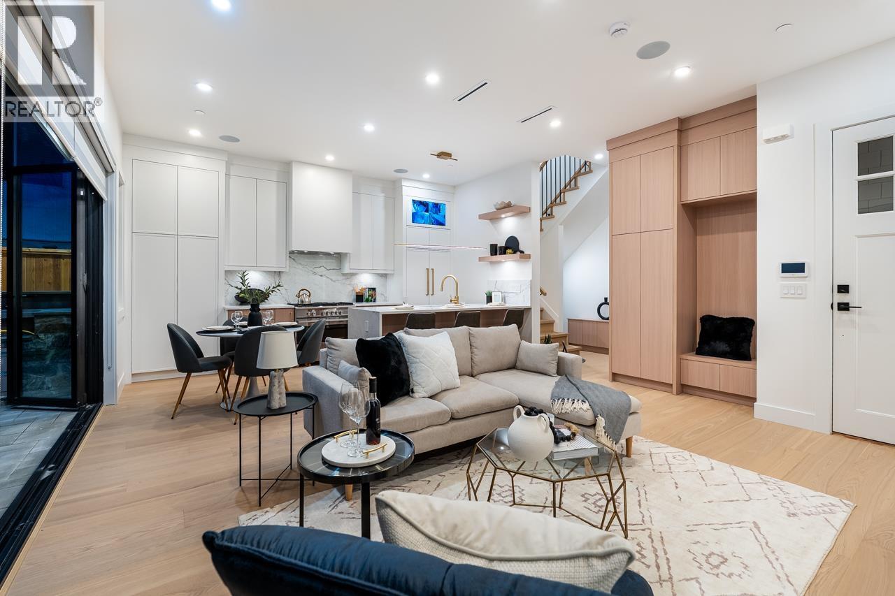2 5355 INVERNESS STREET, Vancouver