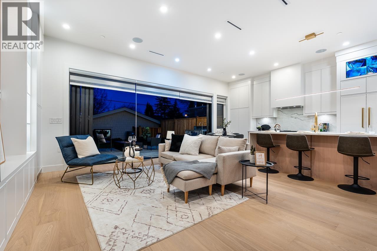 2 5355 INVERNESS STREET, Vancouver