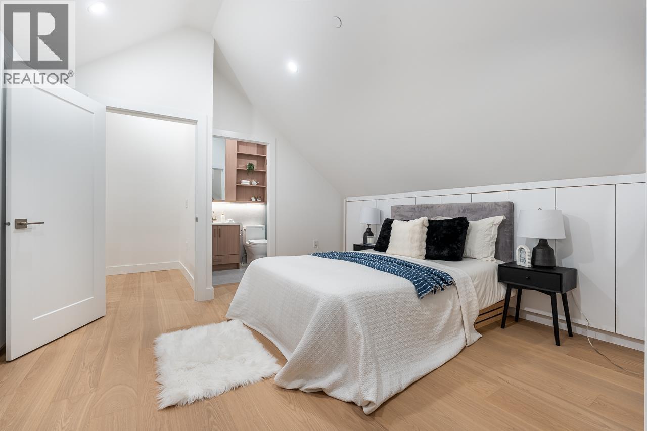 2 5355 INVERNESS STREET, Vancouver