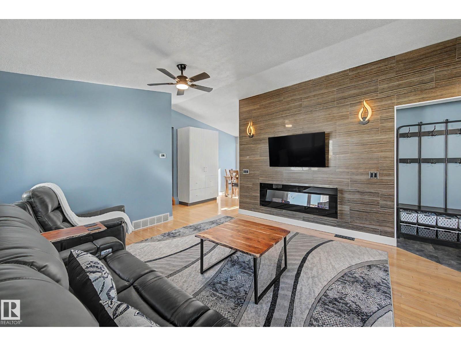 4109 44 AV, Stony Plain