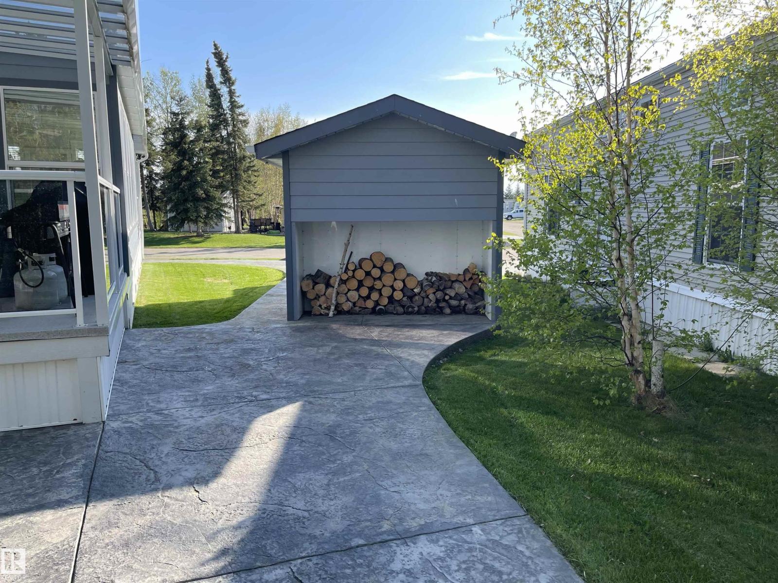 #143 53126 RGE ROAD 70 - 32