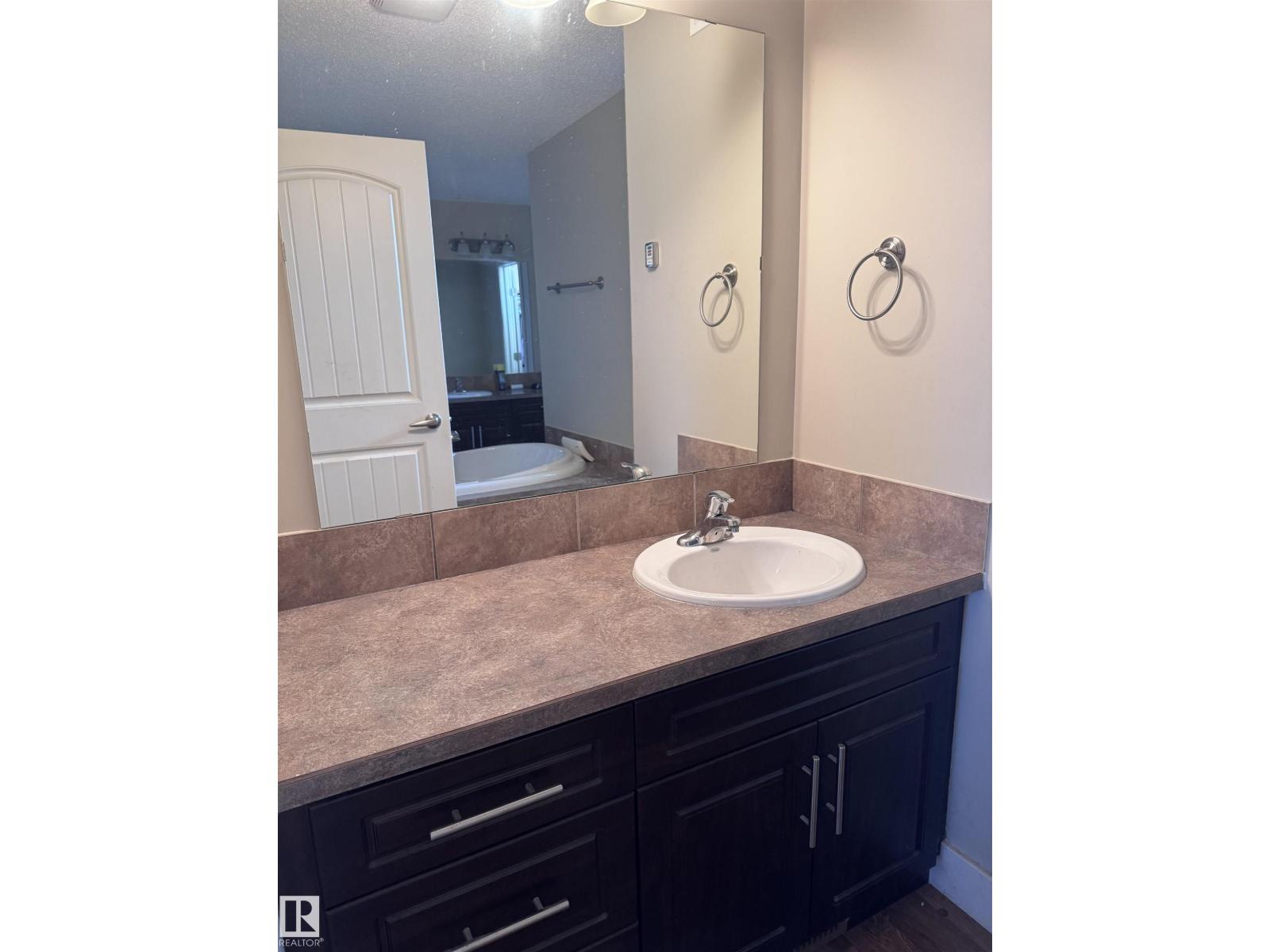 61516 Rg Rd 204 - 18
