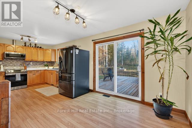 1122 EAGLE LAKE ROAD - 10