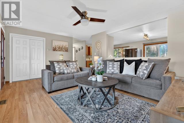 1122 EAGLE LAKE ROAD - 9