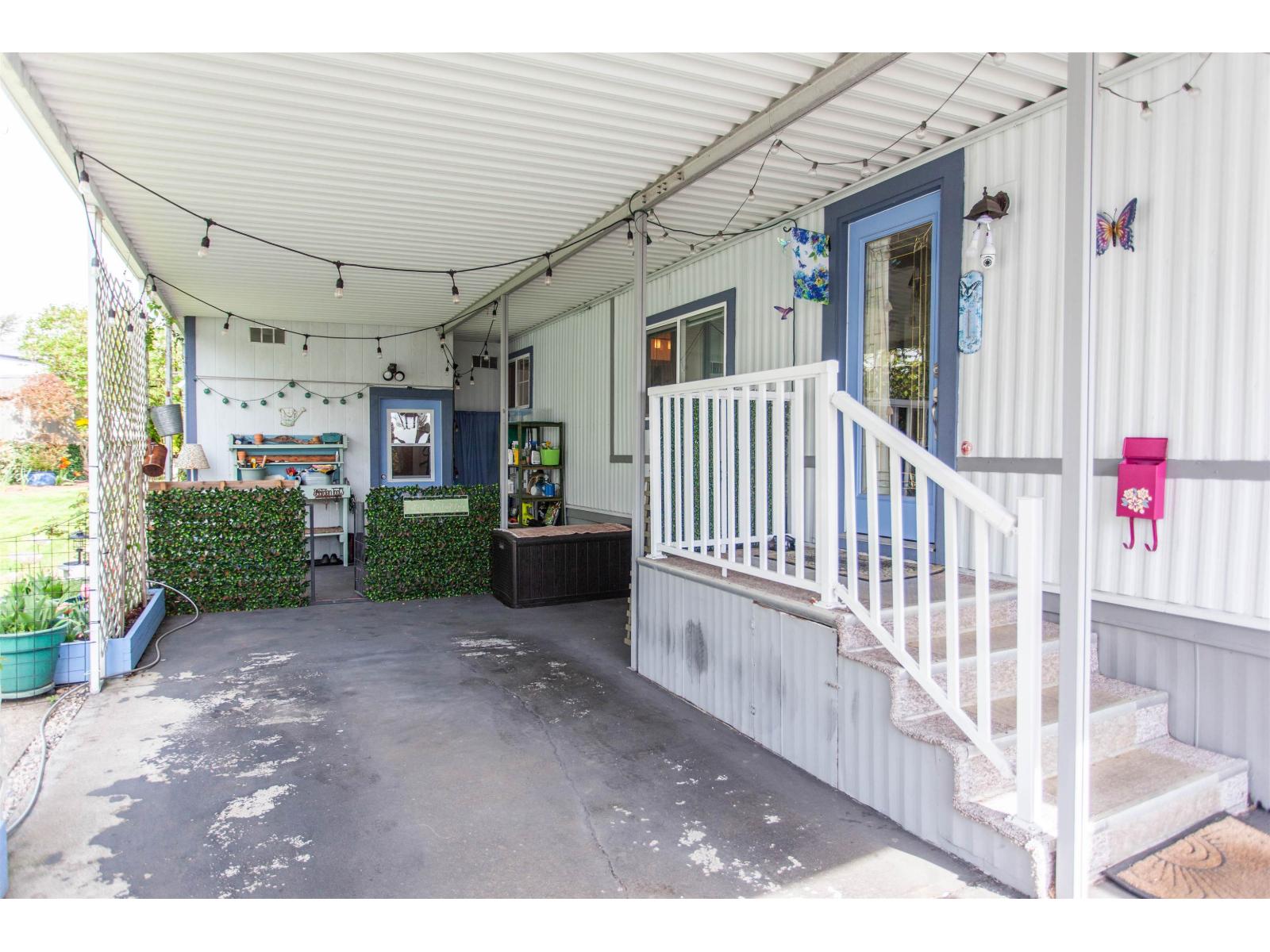 209 1840 160 STREET, Surrey