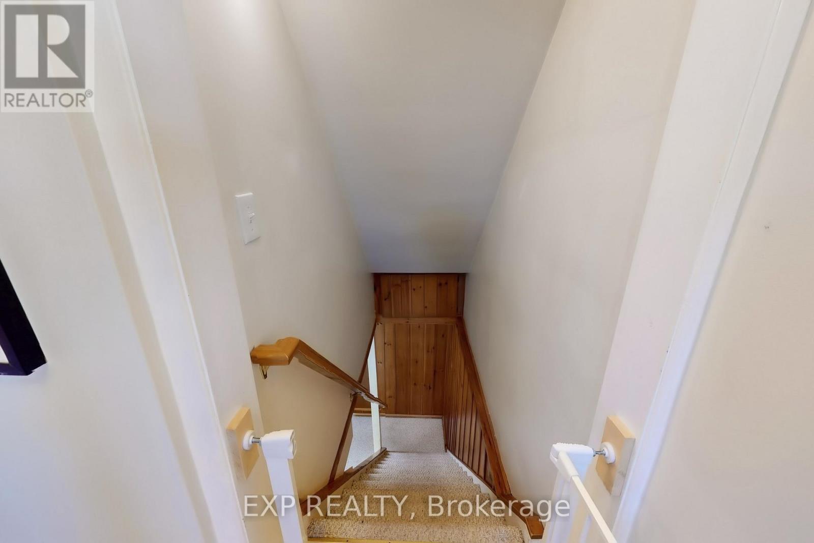 22 CHESTNUT AVENUE - 38