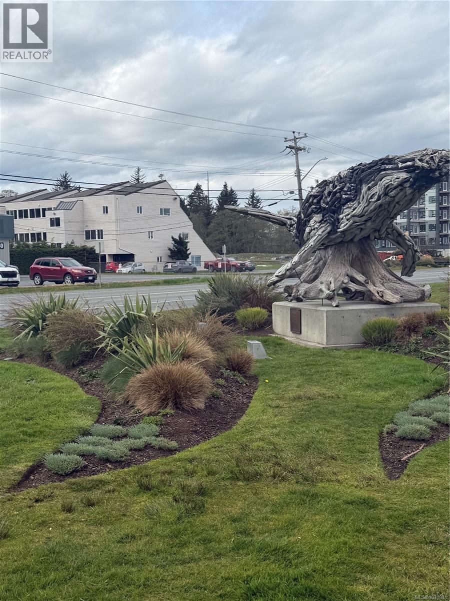 203 2740 Island Hwy S, Campbell River