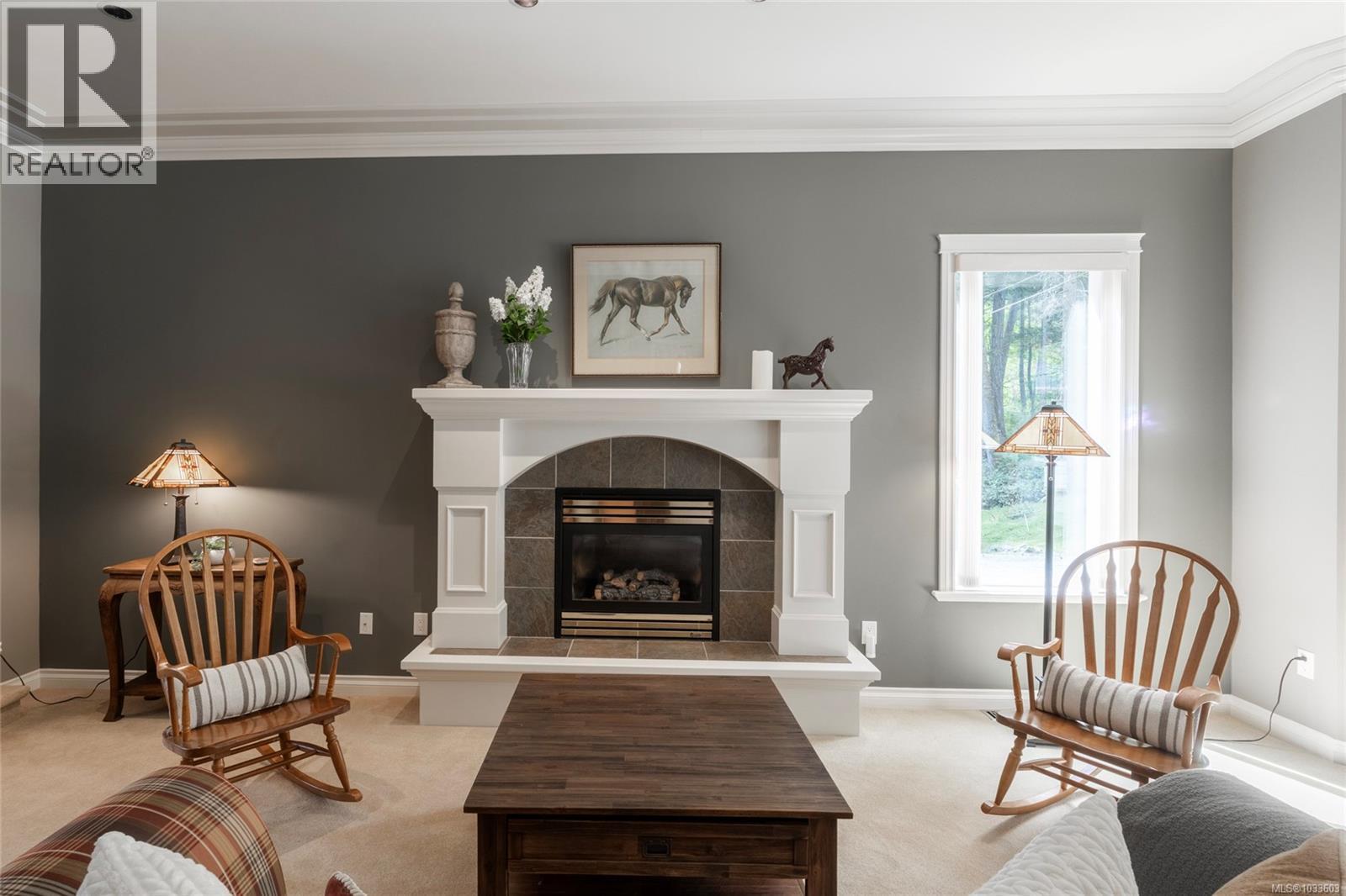 376 Viaduct Ave W - 10