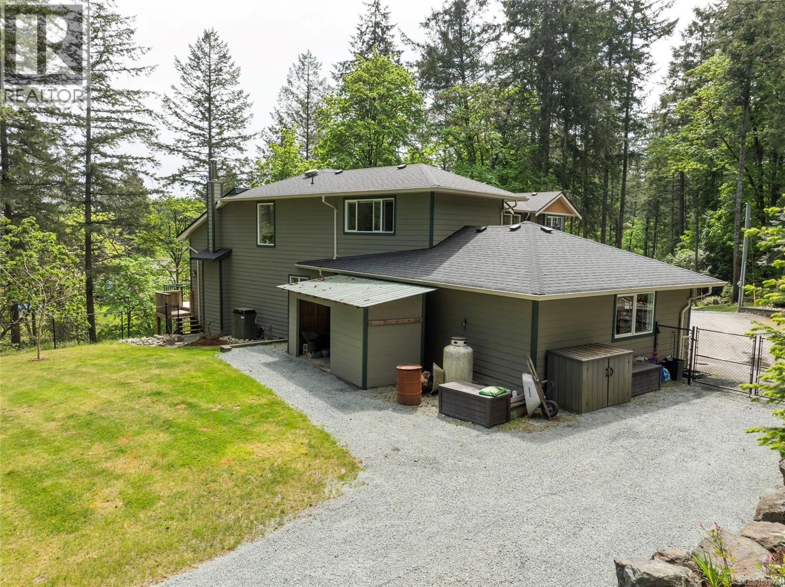 376 Viaduct Ave W - 59