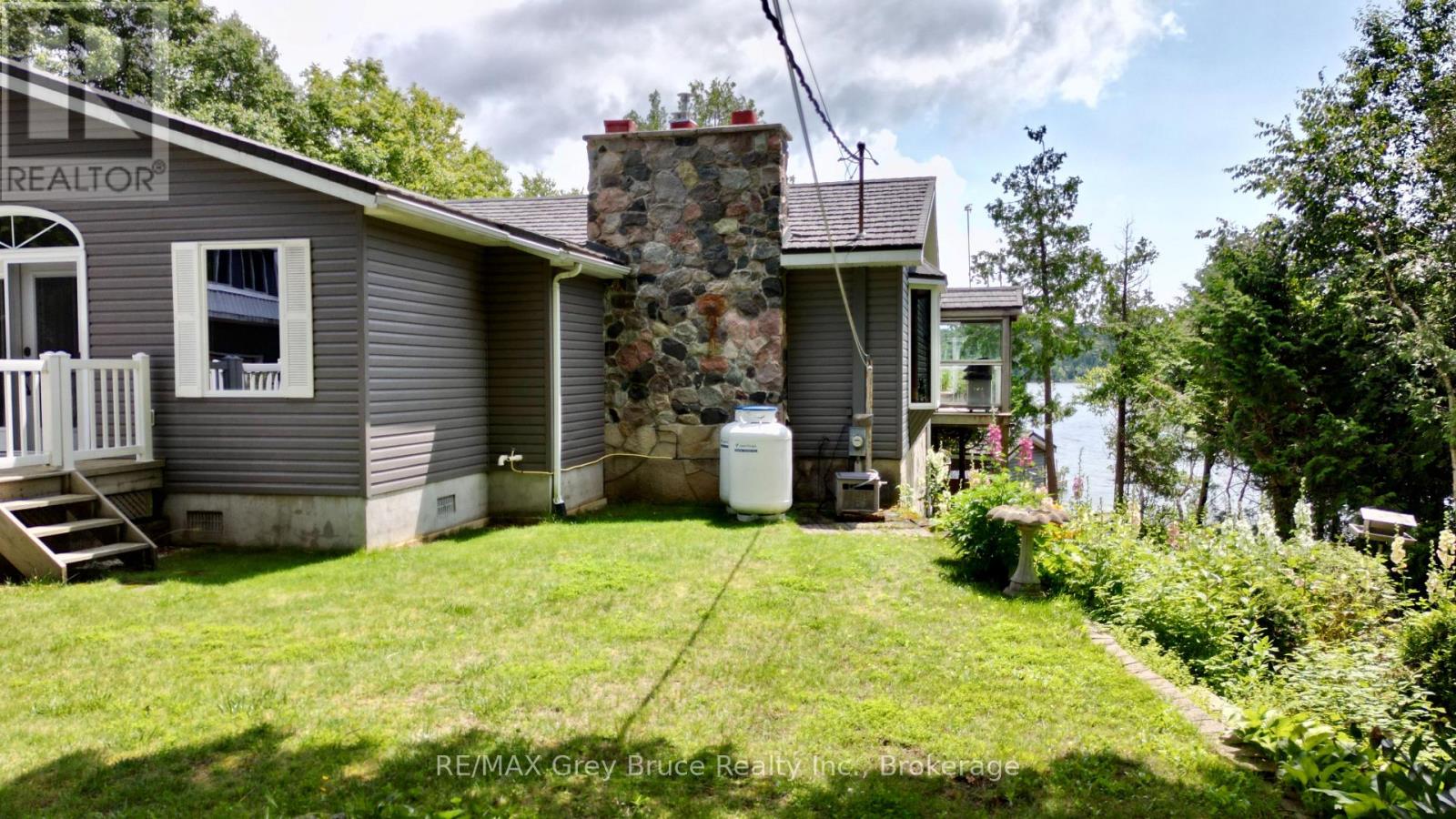 340 BARNEY'S BOULEVARD - 31