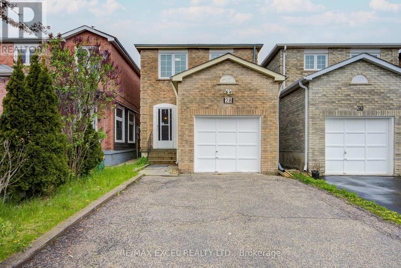 28 KAREN MILES CRESCENT - 2