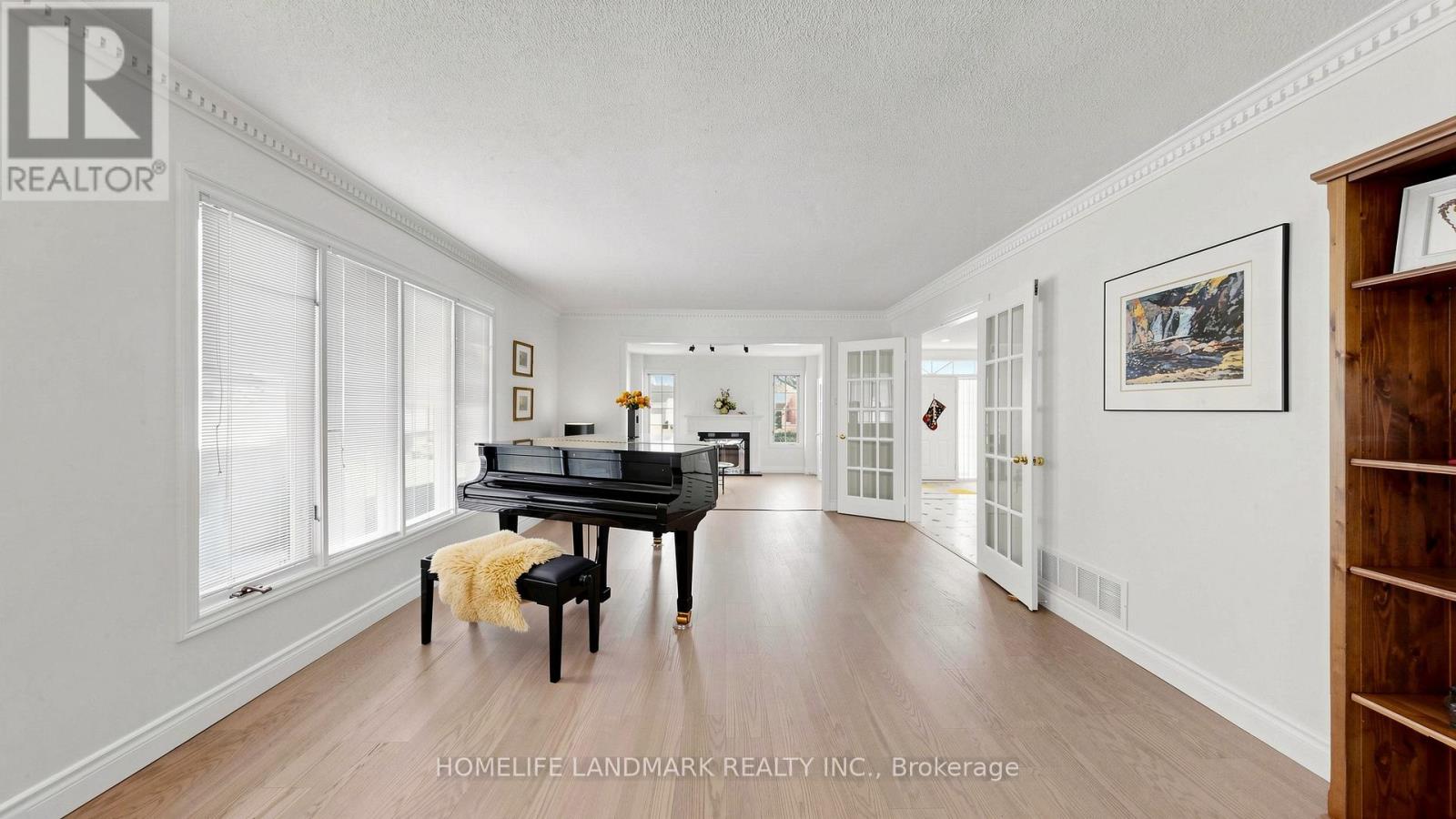 68 LYTTON BOULEVARD - 10
