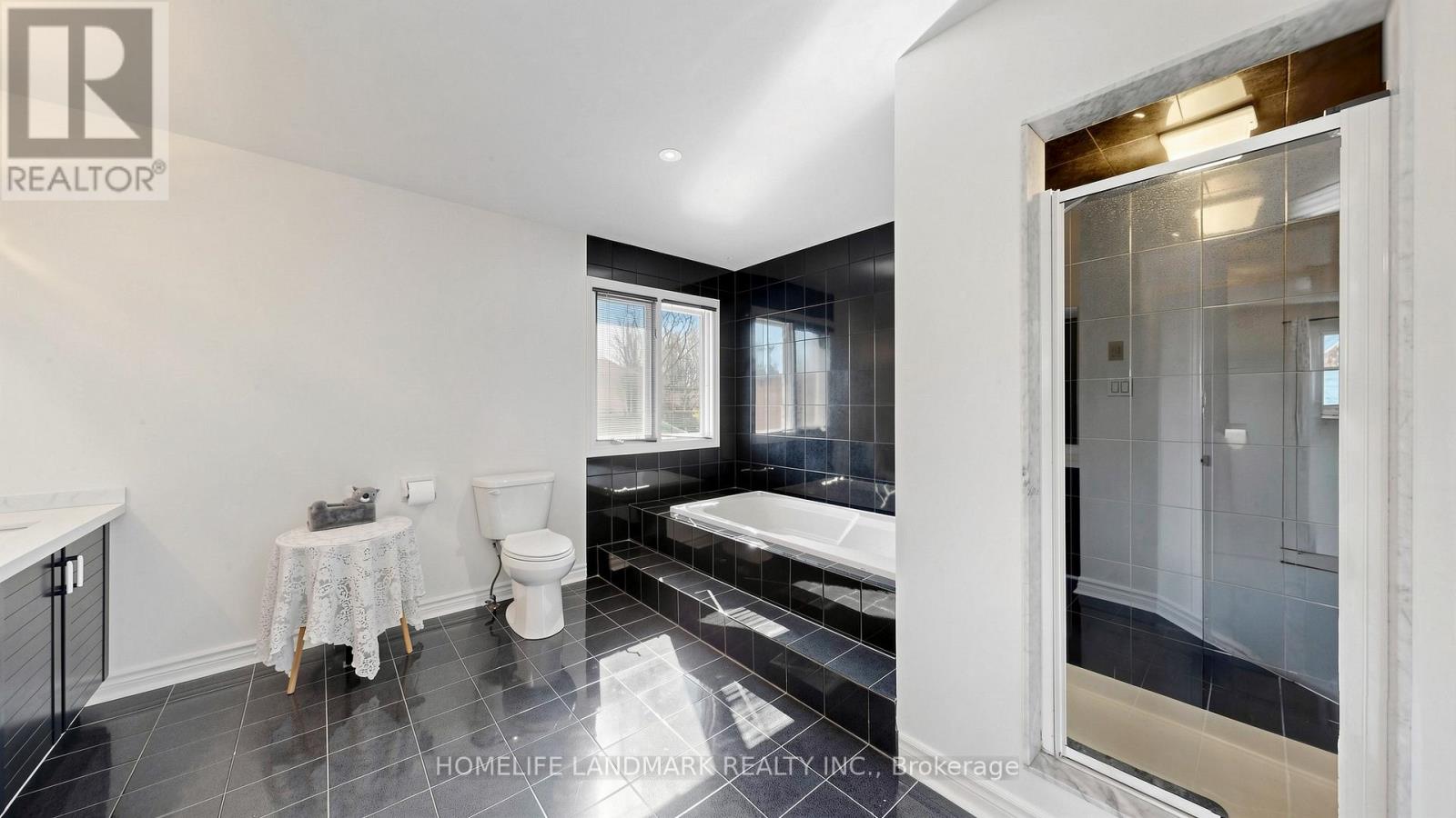 68 LYTTON BOULEVARD - 30