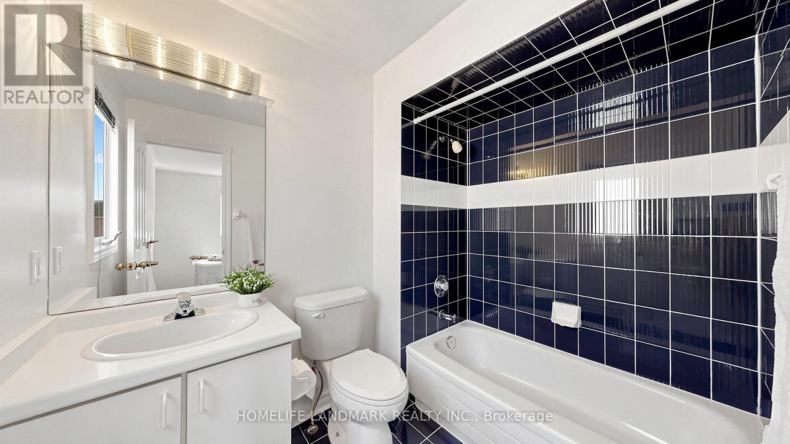 68 LYTTON BOULEVARD - 33