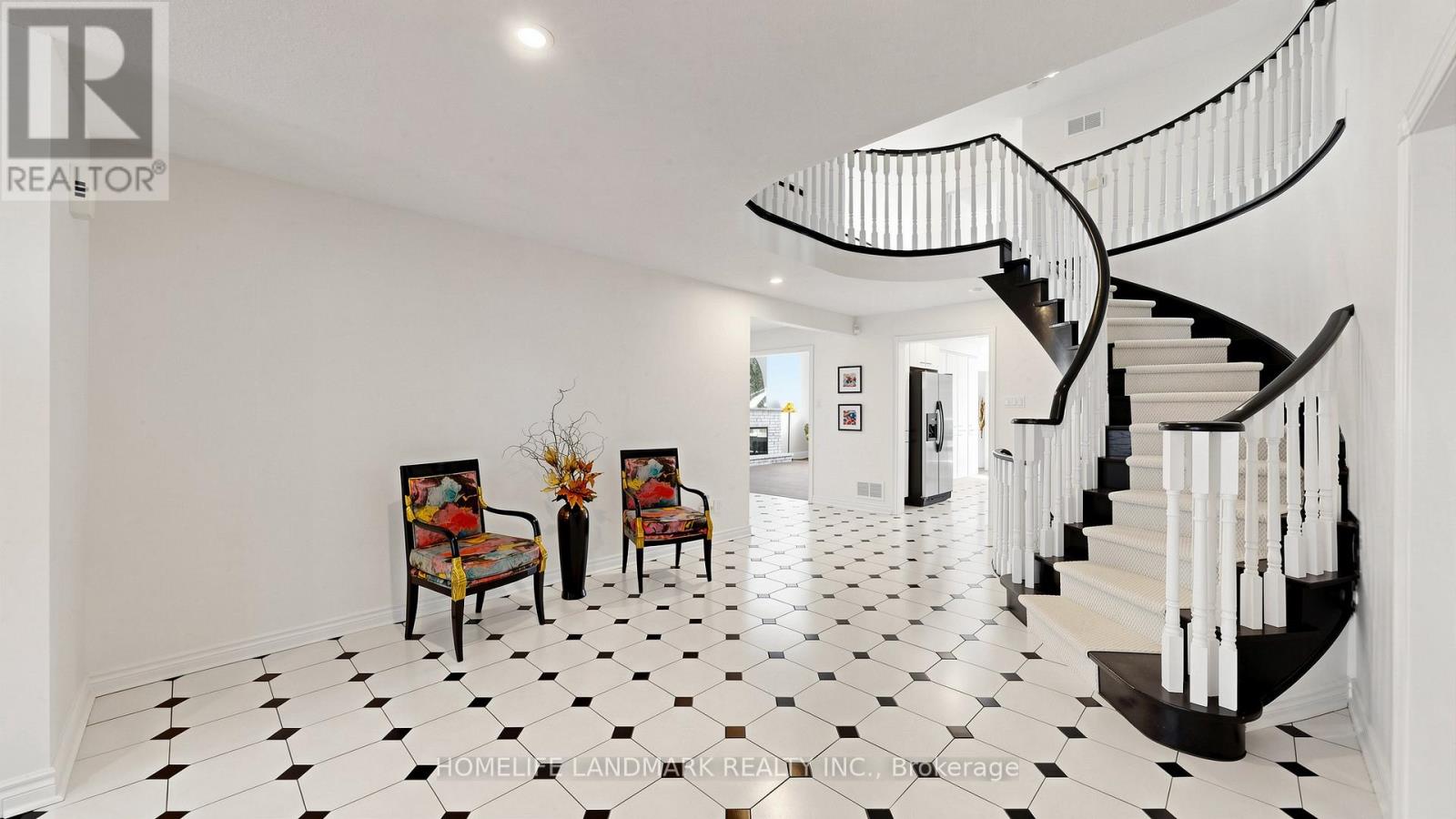 68 LYTTON BOULEVARD - 7