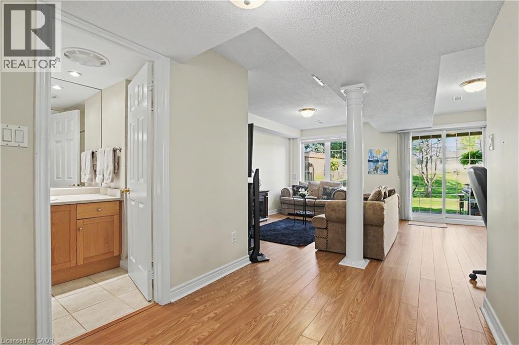 100 BEDDOE Drive Unit# 98, Hamilton, Ontario, L8P4Z2 — Photo 24