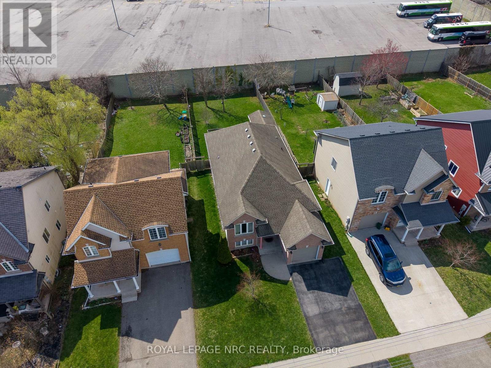 6787 AILANTHUS AVENUE - 39