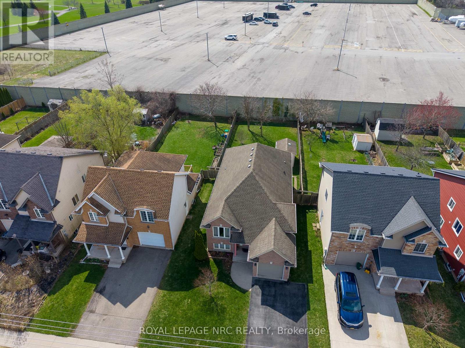 6787 AILANTHUS AVENUE - 40