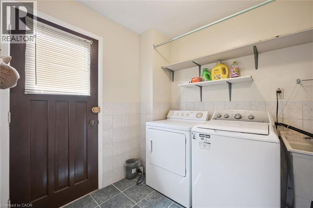37 MOFFATT Avenue - 15