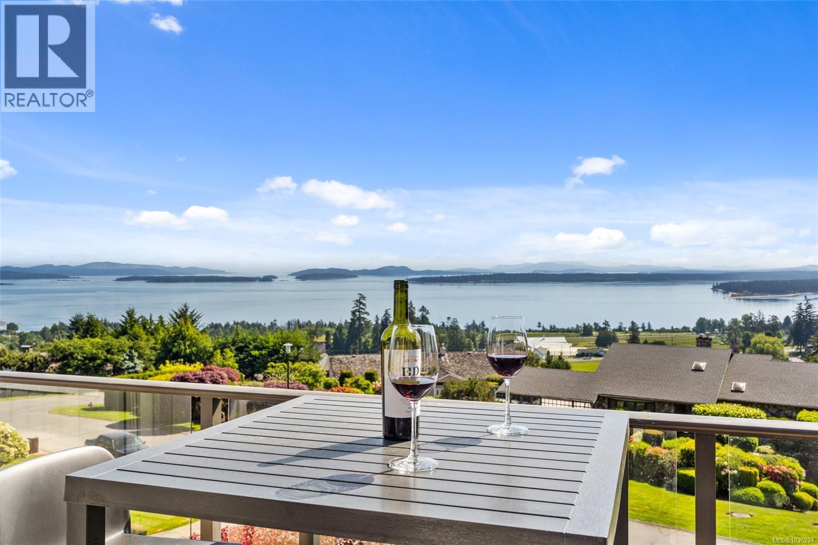  8750 Pender Park Drive, North Saanich