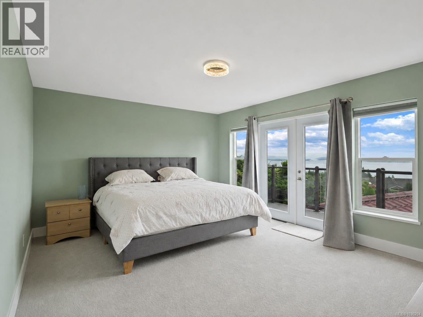  8750 Pender Park Drive, North Saanich