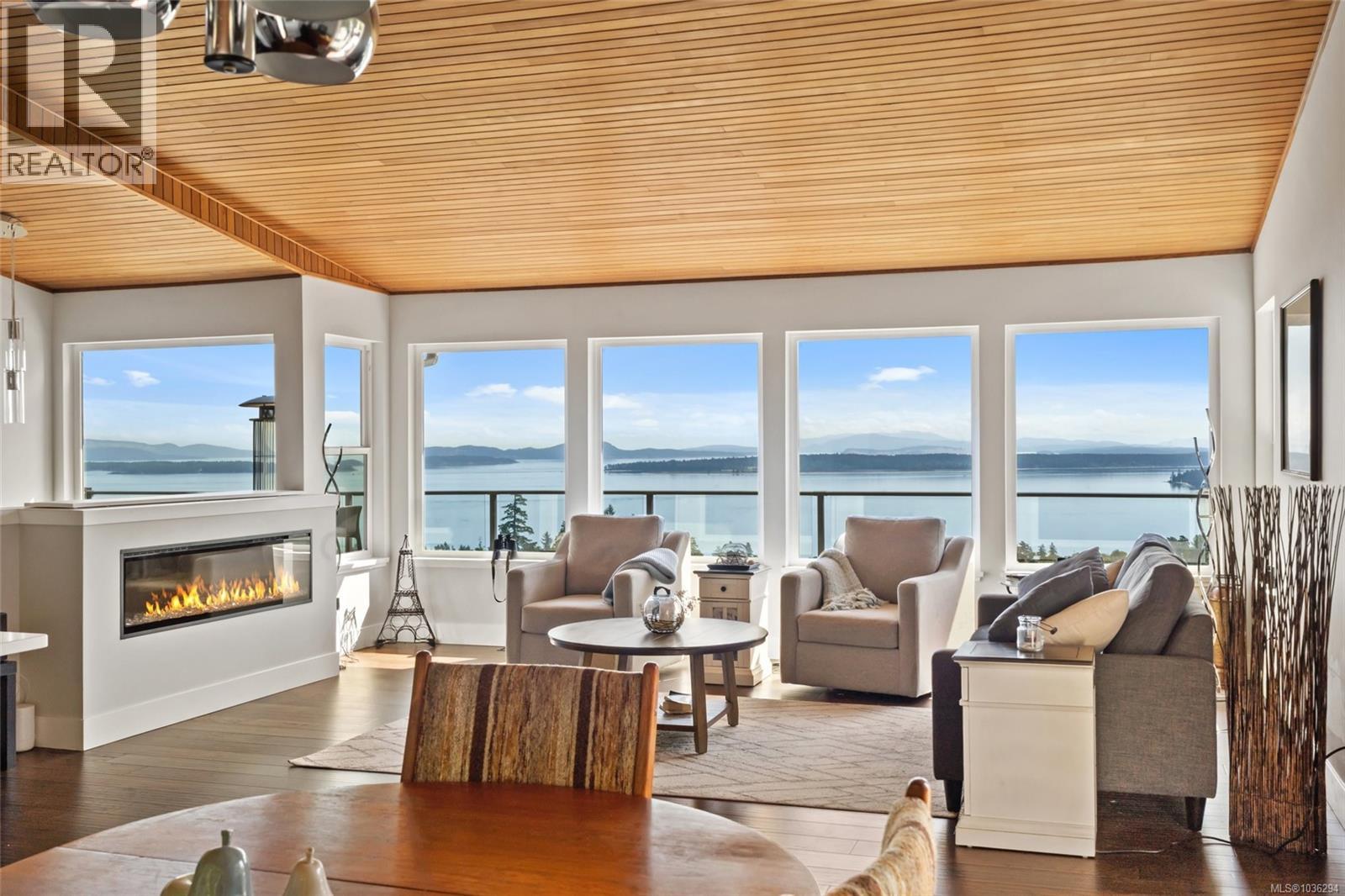  8750 Pender Park Drive, North Saanich