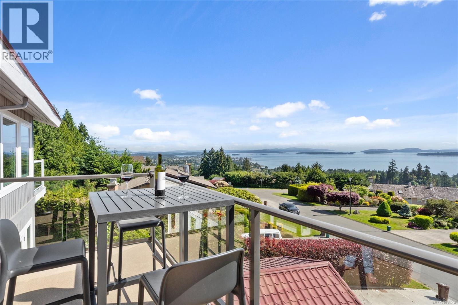  8750 Pender Park Drive, North Saanich