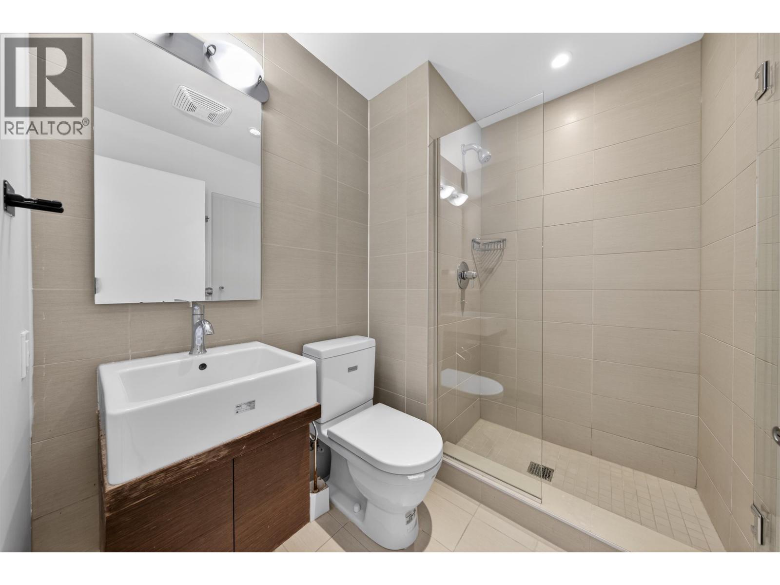 1 Bed, 2 Bath Apartment for Sale in Richmond – 621 8080 CAMBIE ROAD, Richmond – MLS# R3123531 - Image 14
