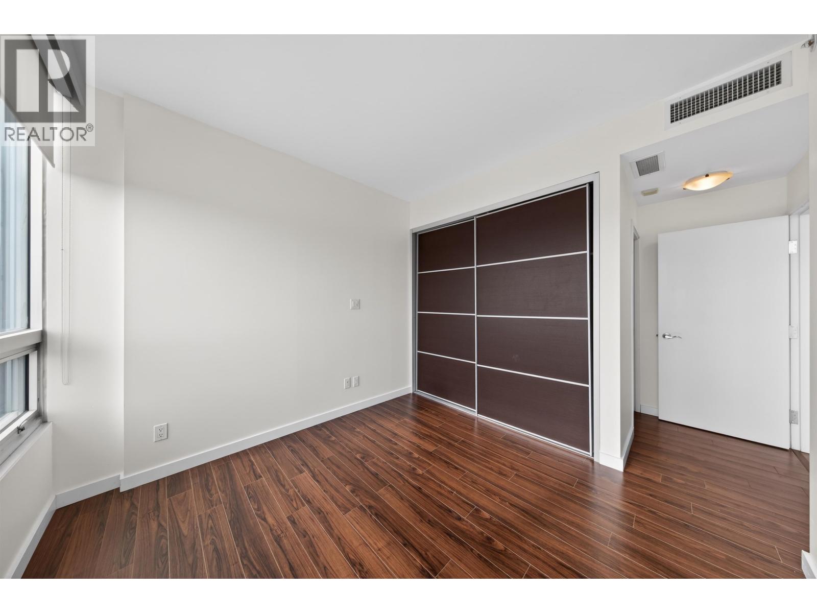 1 Bed, 2 Bath Apartment for Sale in Richmond – 621 8080 CAMBIE ROAD, Richmond – MLS# R3123531 - Image 12