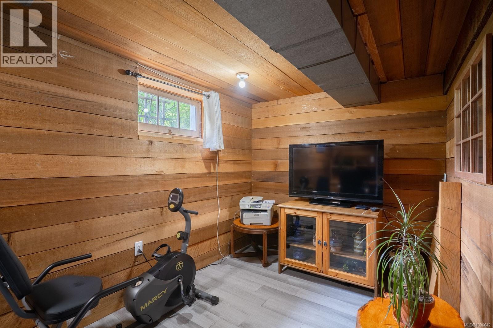 2552 Anderson Ave - 17