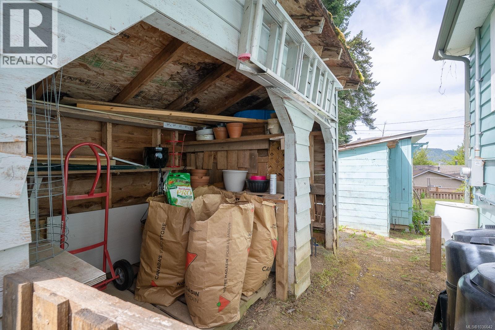 2552 Anderson Ave - 30
