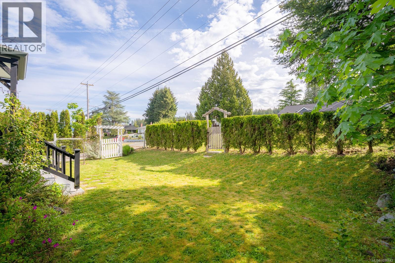 2552 Anderson Ave - 33