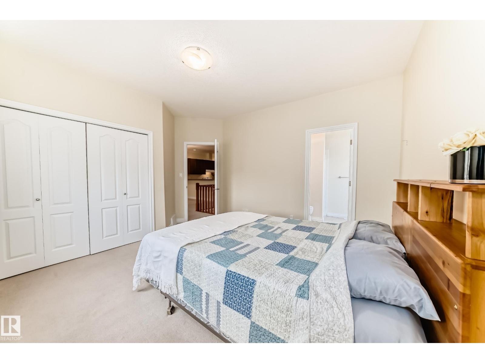 #40 13808 155 AV NW, Edmonton