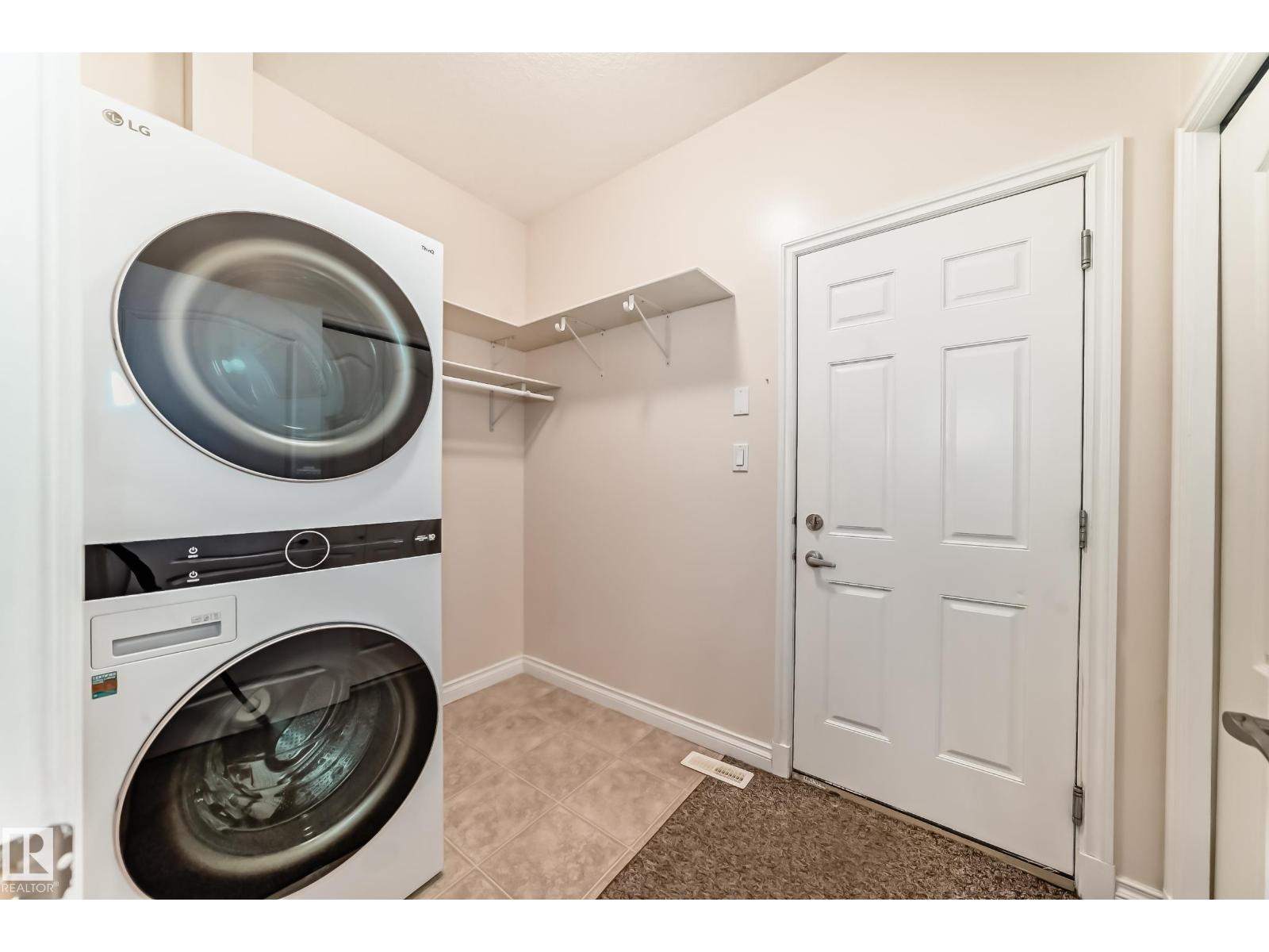 #40 13808 155 AV NW, Edmonton