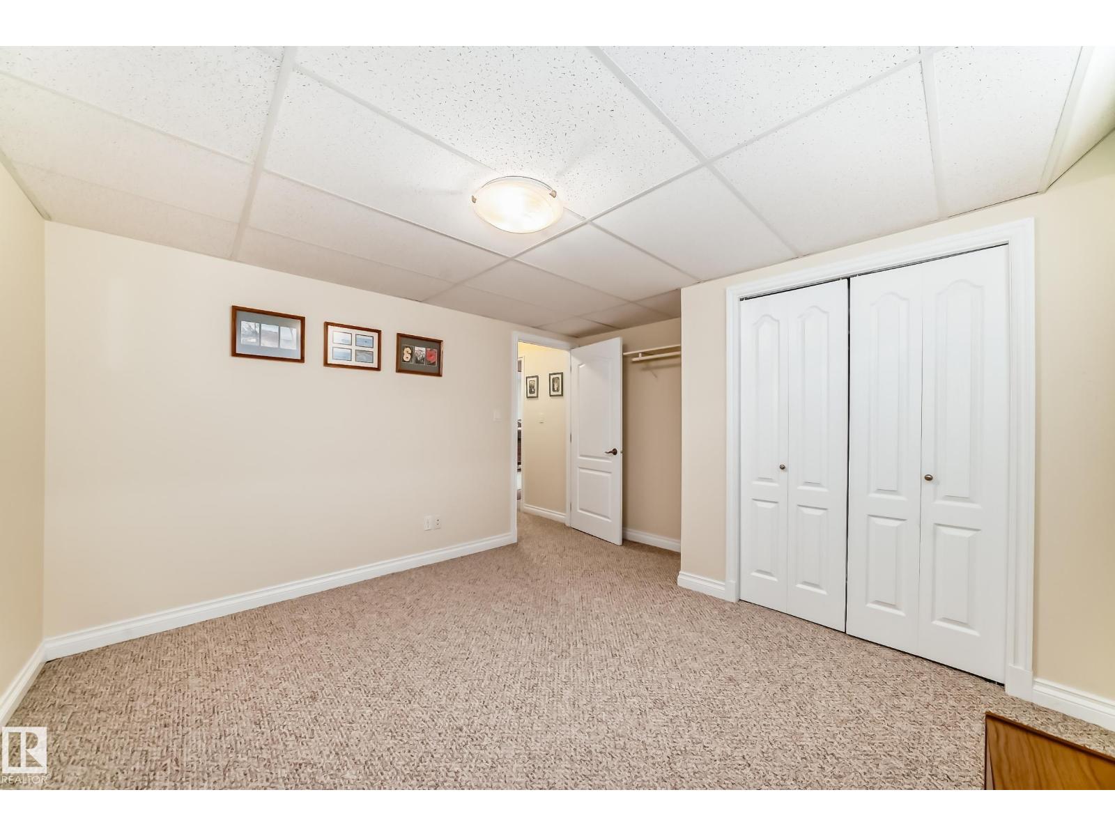 #40 13808 155 AV NW, Edmonton