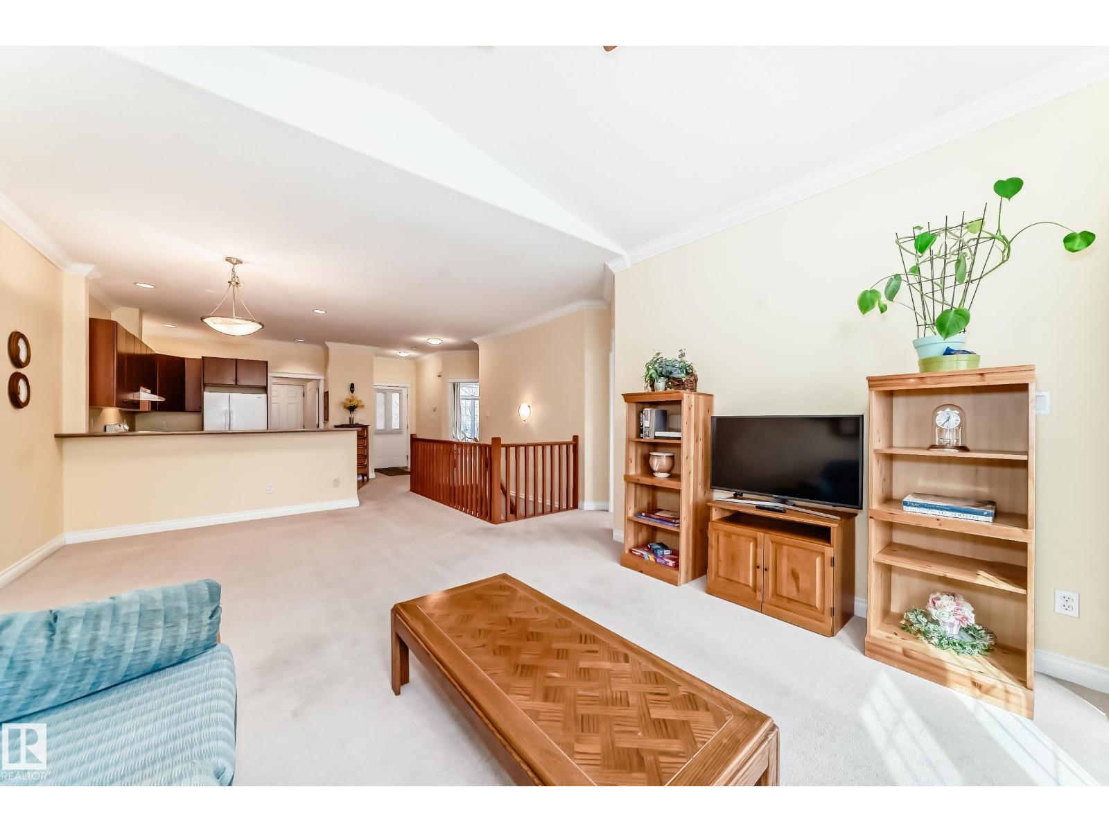 #40 13808 155 AV NW - 8