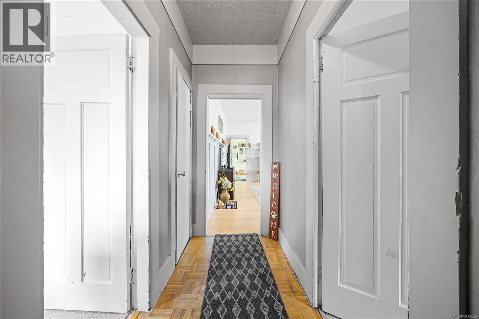 532 Prideaux St - 12