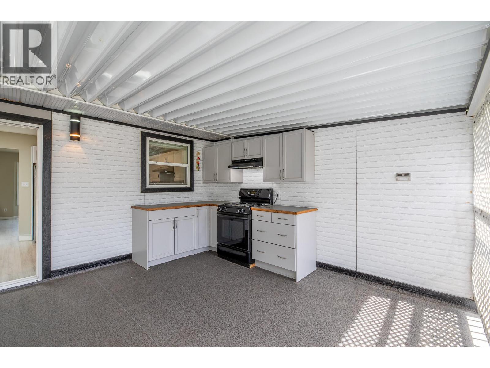 876 Eveningstar Crescent - 13