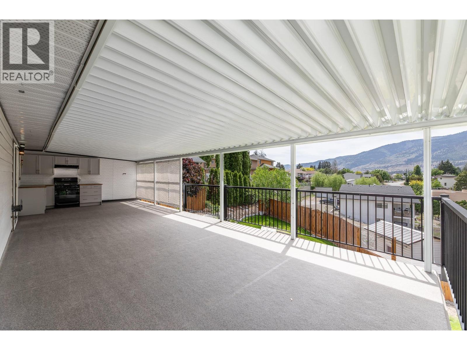 876 Eveningstar Crescent - 16