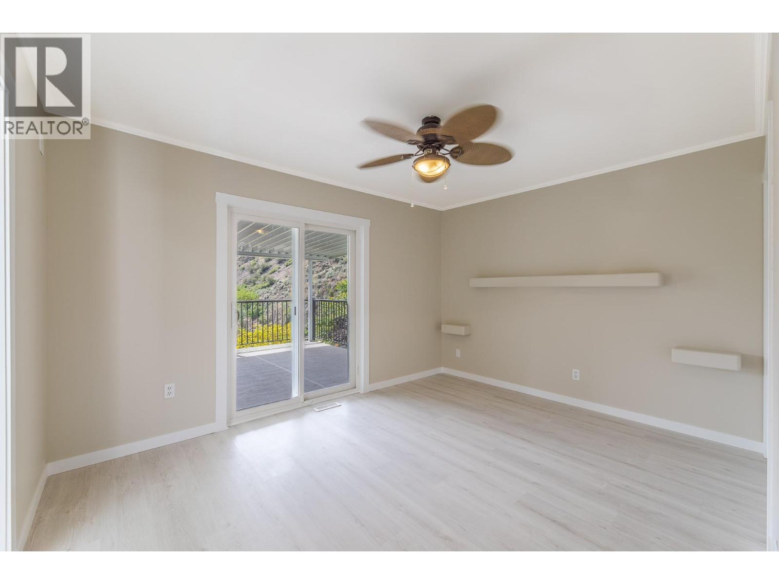 876 Eveningstar Crescent - 19