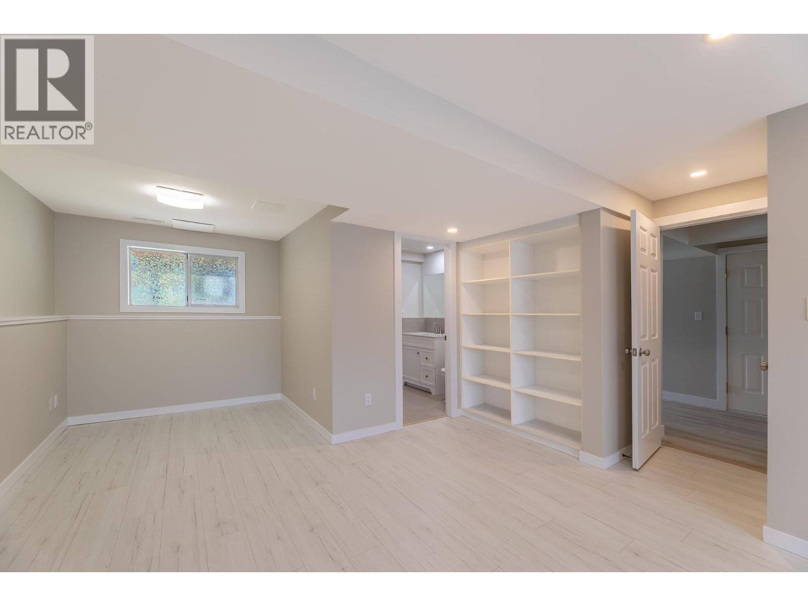876 Eveningstar Crescent - 25