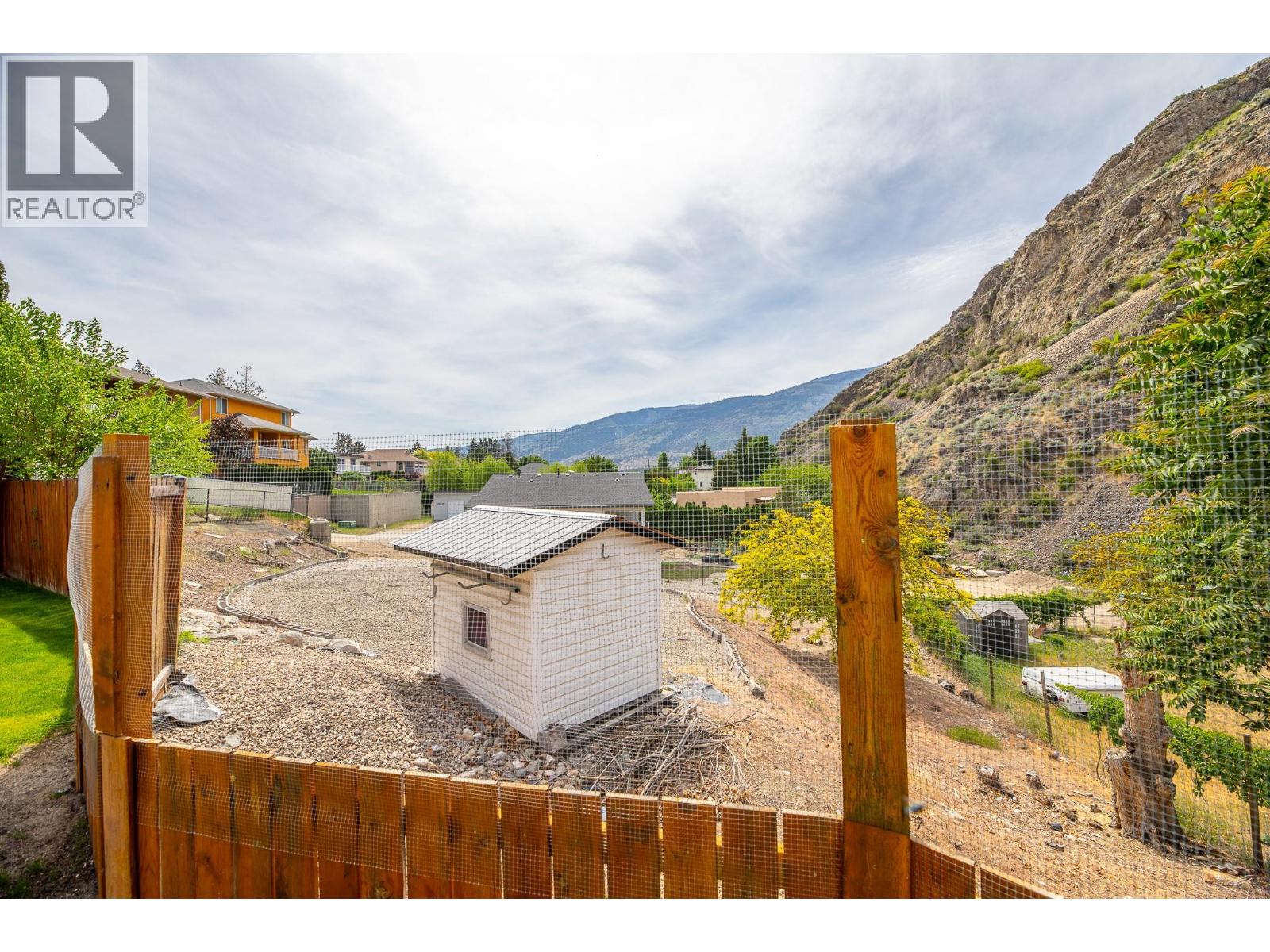 876 Eveningstar Crescent - 37