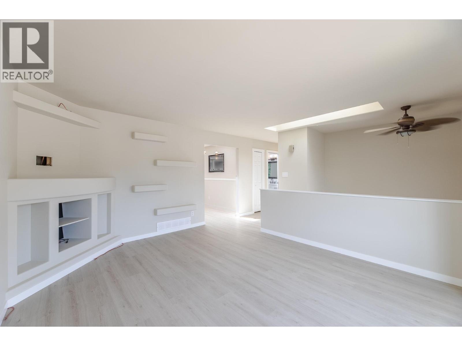 876 Eveningstar Crescent - 6