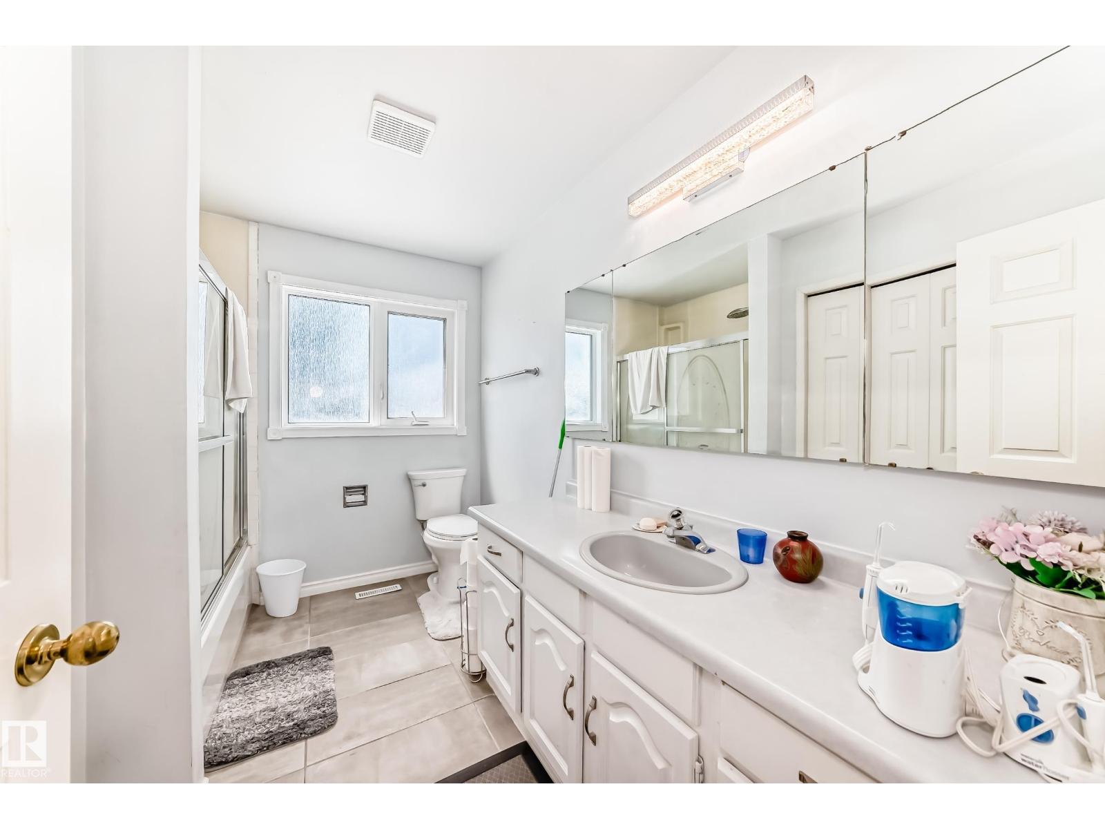 3923 149 ST NW - 42