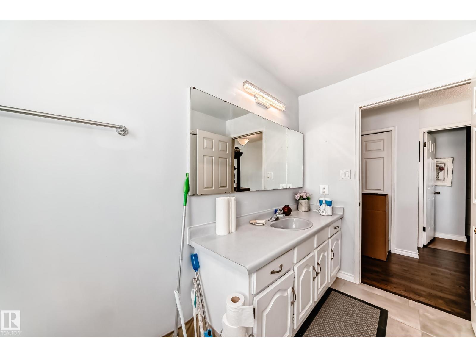 3923 149 ST NW, Edmonton