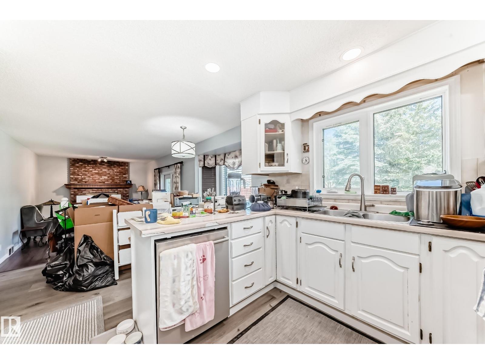 3923 149 ST NW - 6