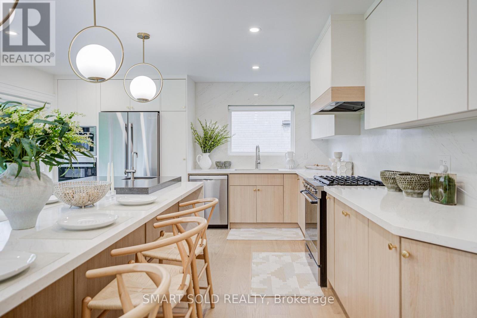 4 KNOLLVIEW CRESCENT - 15