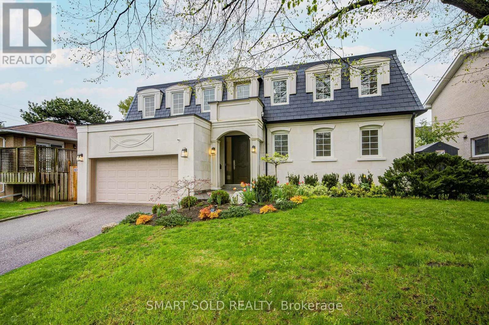 4 KNOLLVIEW CRESCENT - 2