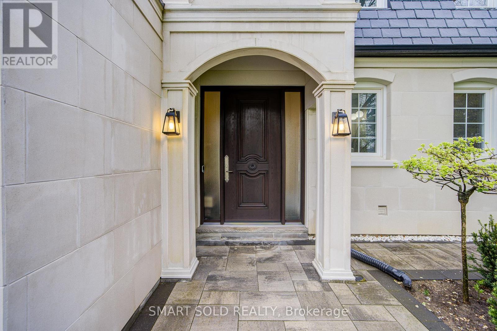 4 KNOLLVIEW CRESCENT - 5